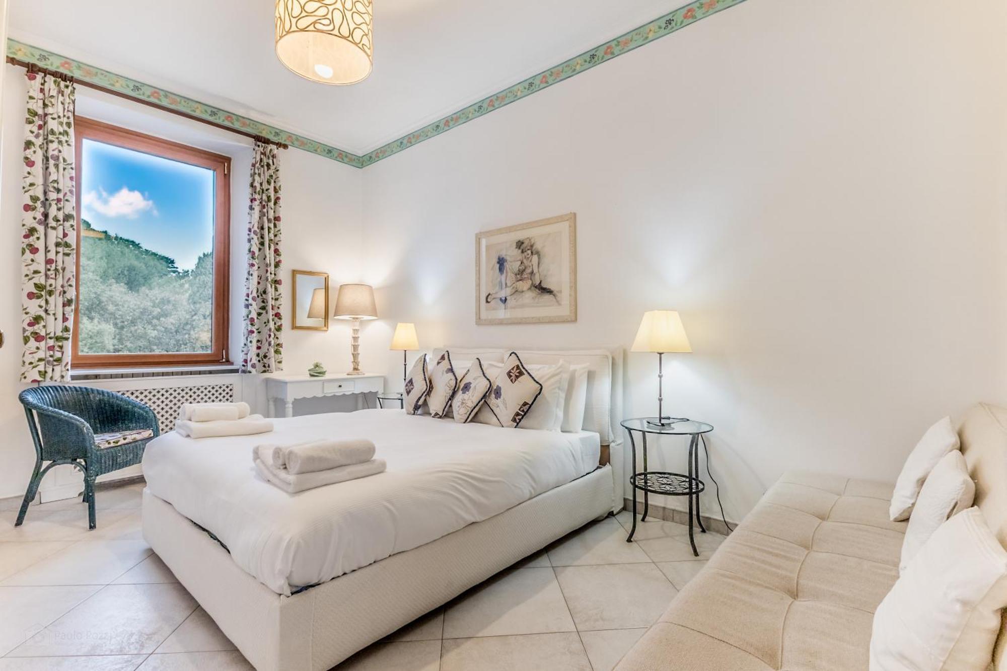Apartment Emanuele House - Basilica Di San Giovanni By Ghor Rom